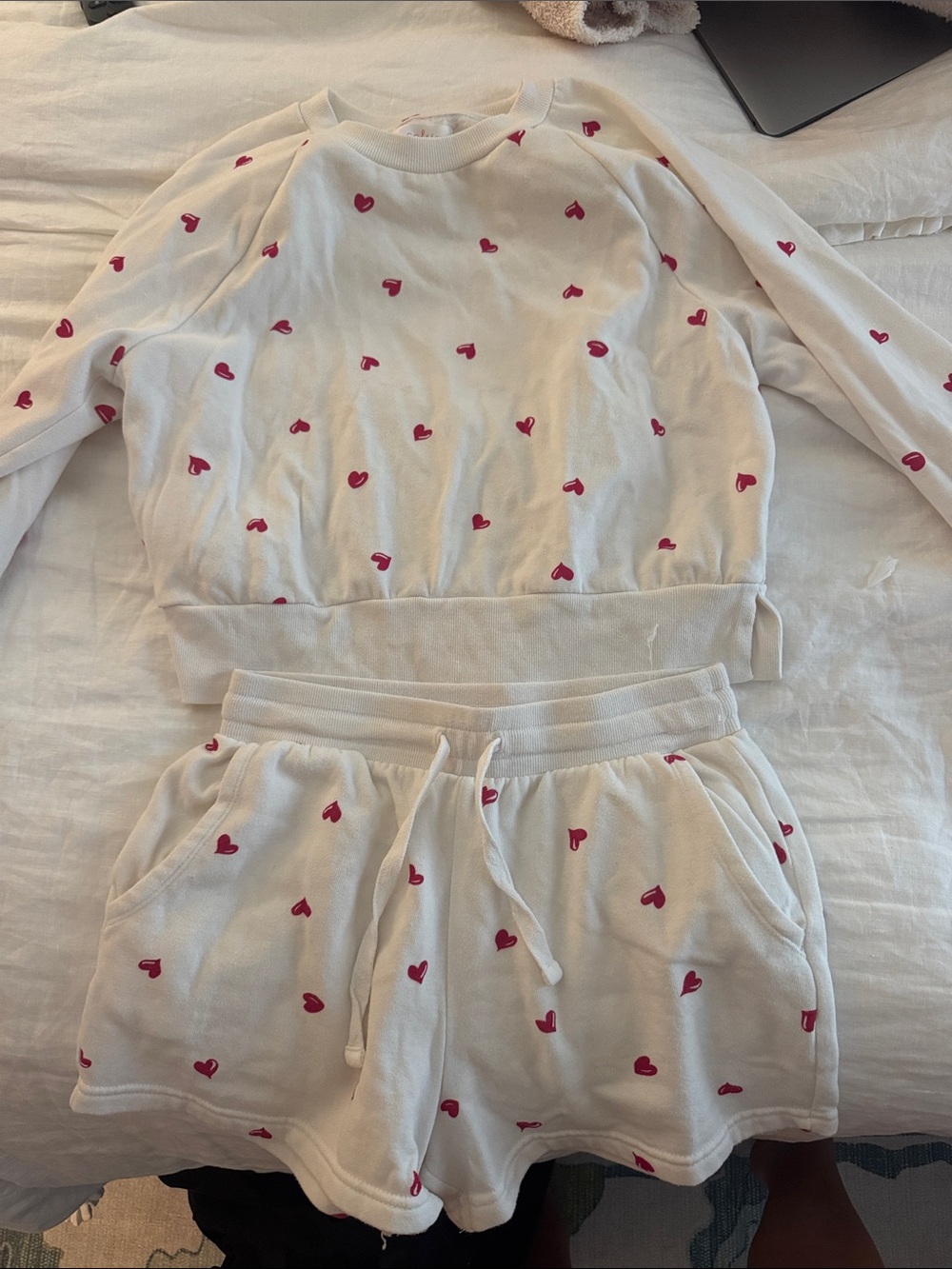 White Two-Piece Heart Print Lounge Set